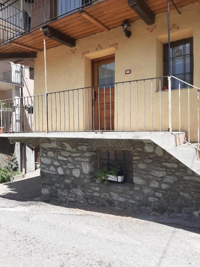 Appartement Casa Elena à Nus Extérieur photo
